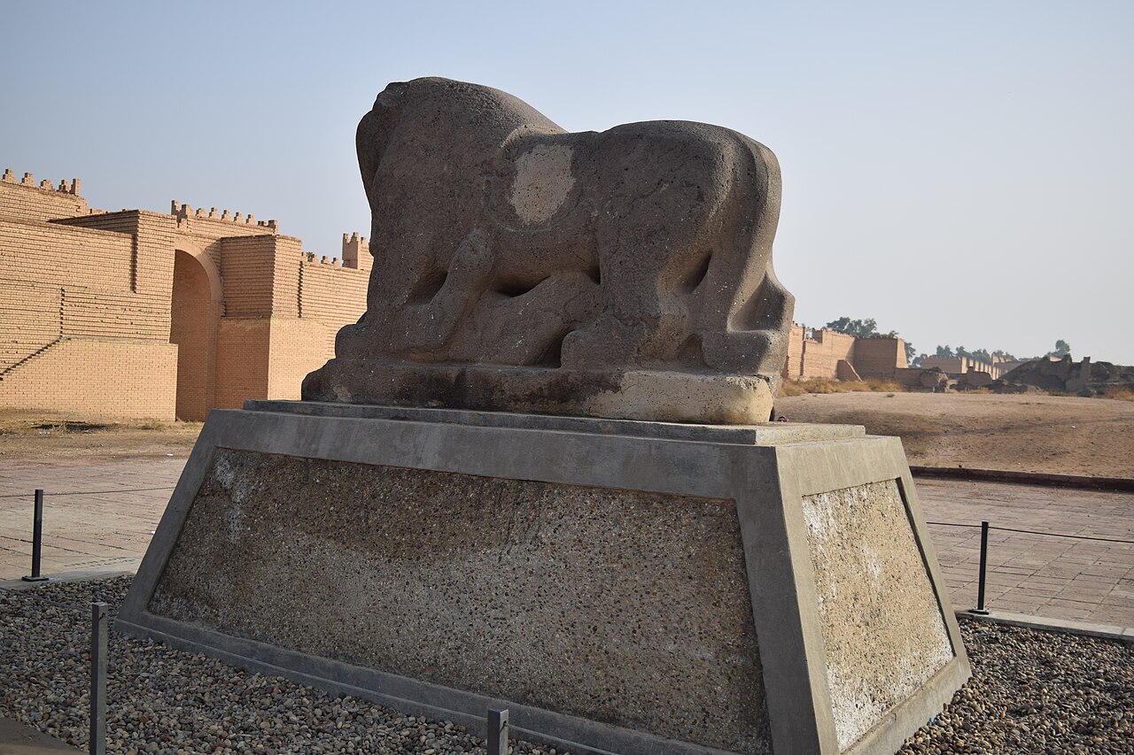 The basalt Lion of Babylon statue