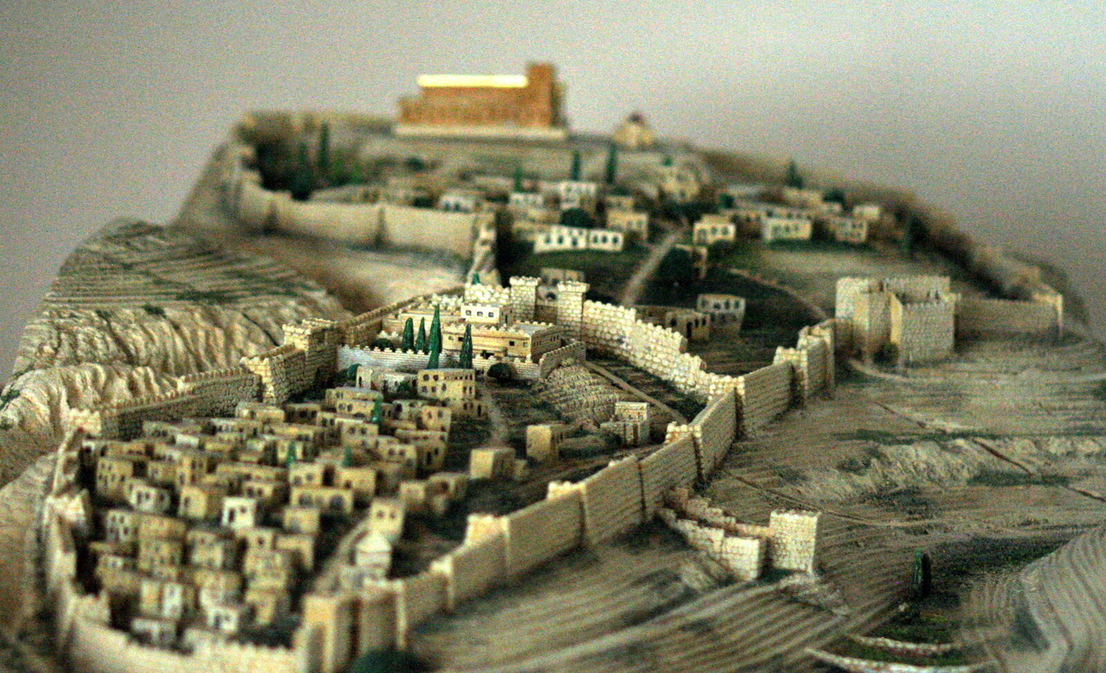 A 1:750 scale model of the City of David climbing its ridge to Solomon's Temple at the summit, 10th century BC