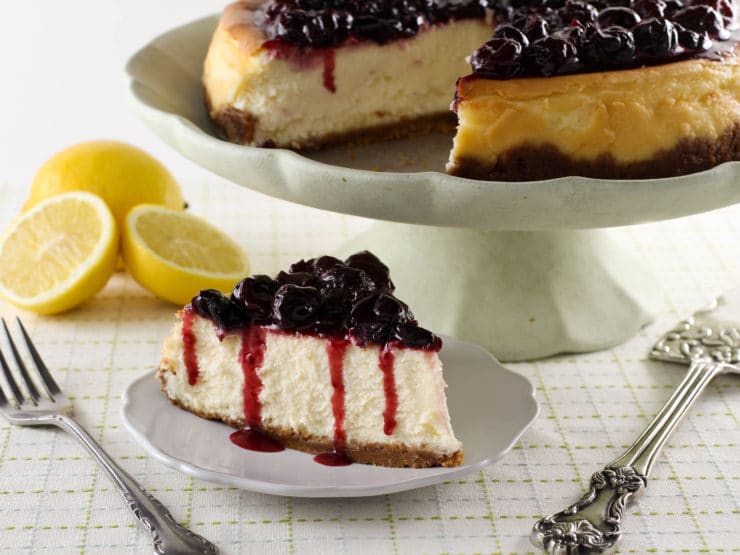 Classic New York Cheesecake
